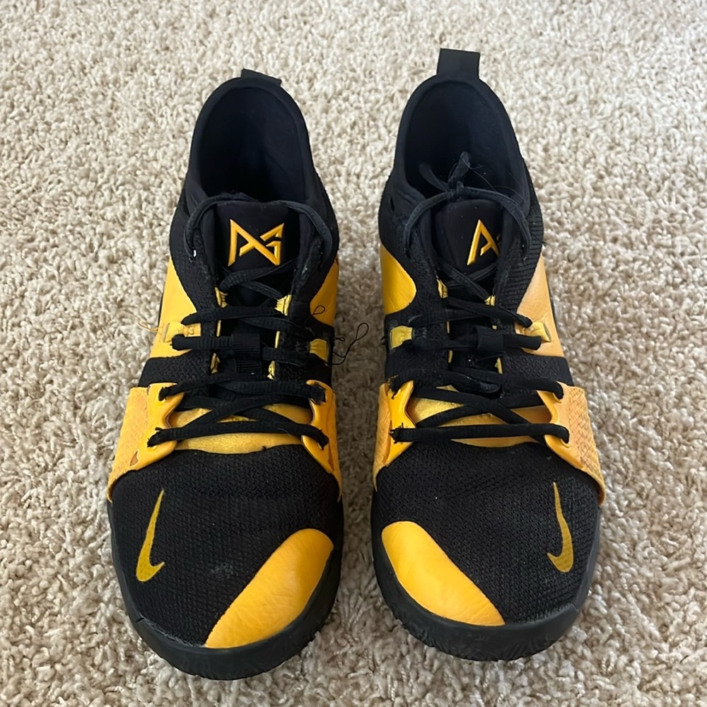 Nike shoes Paul George